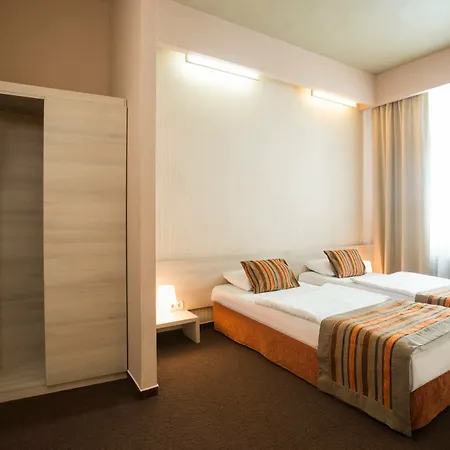 Star Hotel