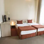 Hotel Star By Mellow Mood 3*