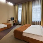 Star By Mellow Mood Hotel