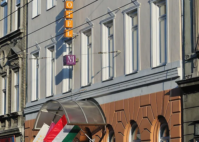 Star By Mellow Mood Отель 3*