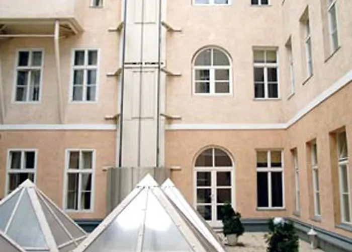 מלון Star By Mellow Mood 3*